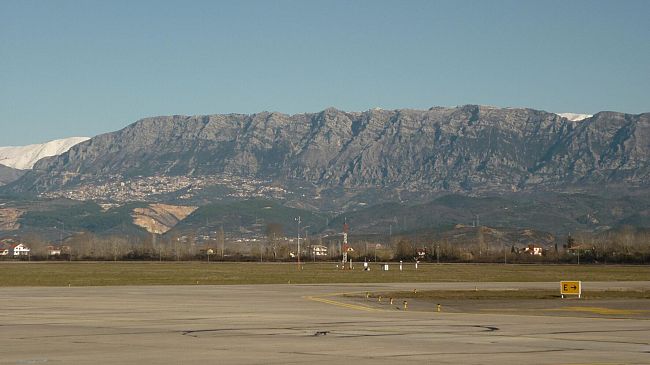 Aeroporto di Firenze, conoscere la Piana per non affogare