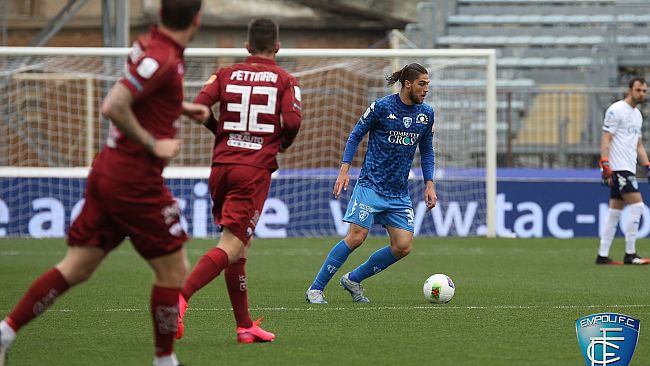 Empoli, piuttosto evanescente,  graziato da un autogol di Pagliarulo  