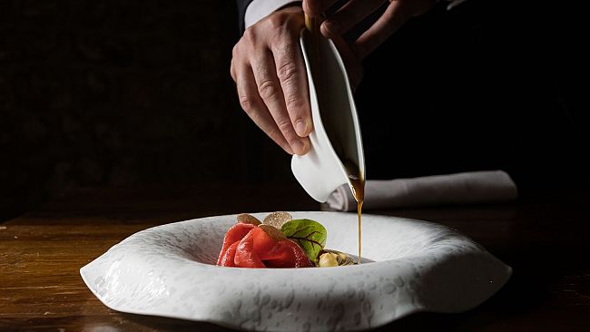 Lo Chef Rocco De Santis presenta una nuova carta e diversi menù