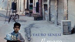 Libri: Vauro alla Feltrinelli di Firenze presenta ''Il mago del vento''