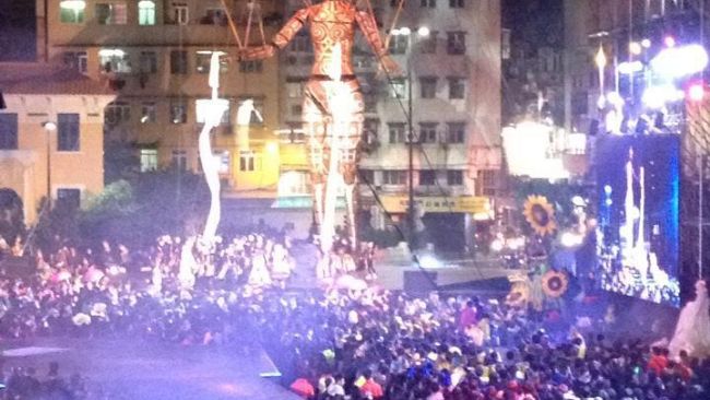 La Grande Apertura del Carnevale di Viareggio 2013