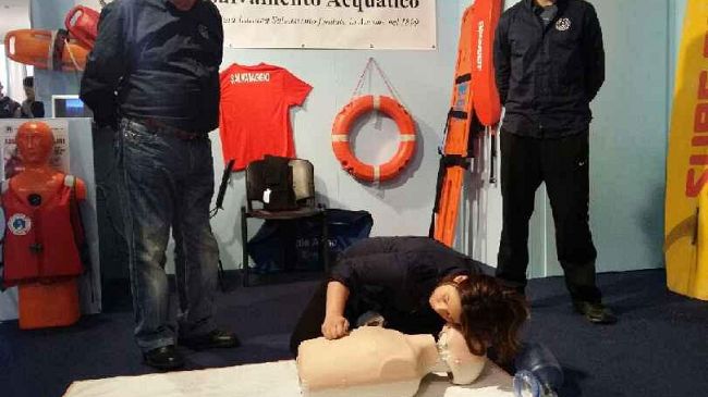 b402261758-a-balnearia-esercitazioni-di-salvataggio-e-rianimazione-fisa