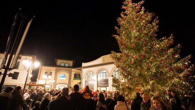 Outlet, a Barberino adesso è Natale