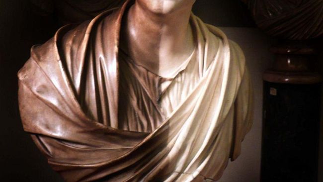 Restaurati due busti antichi ospiti degli Uffizi