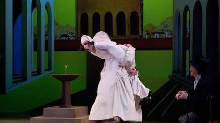 Konchalovskij firma una deludente Bisbetica