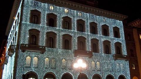 Natale: a Firenze alberi e luminarie