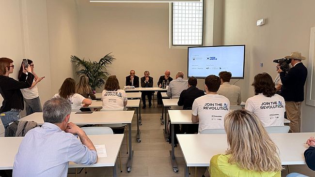 Intelligenza Artificiale: prima scuola a Firenze