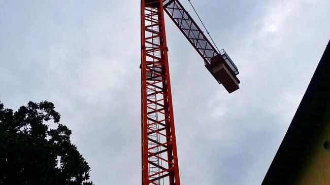 Trasporto eccezionale per Santa Maria Nuova: da lunedì divieti di sosta nella piazza per il montaggio di una gru