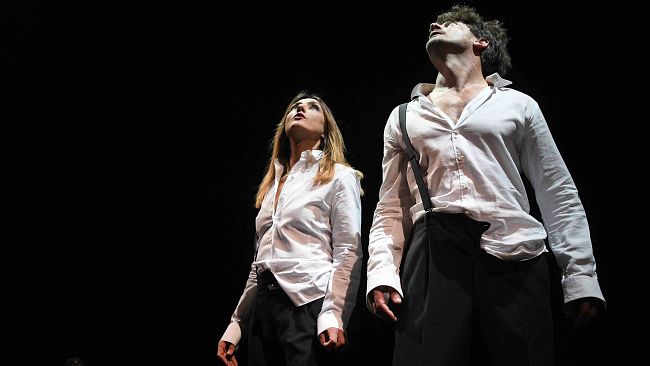  “La Guerra dei Roses”: martedì 8 gennaio Ambra Angiolini sul palco del Teatrodante Carlo Monni