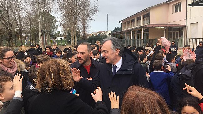 Coronavirus: Rossi a S. Donnino visita scuola col 30% di cinesi