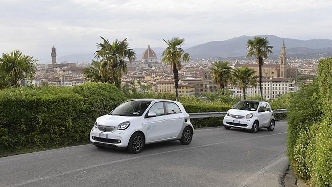 Car2Go: nuove smart fortwo e forfour, ma solo via smartphone