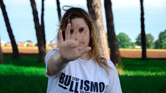 'Be kind. Solo le persone gentili sono veramente forti'
