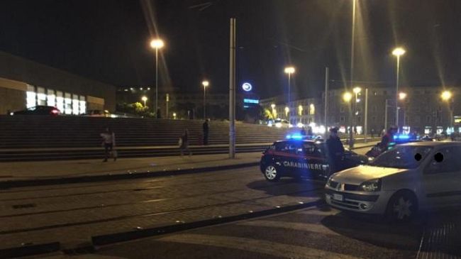 ​Lancio di pietre in via della Scala, la lite sfocia in rissa 