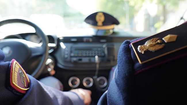 Via Galliano: tensione in un bar, arriva la Polizia