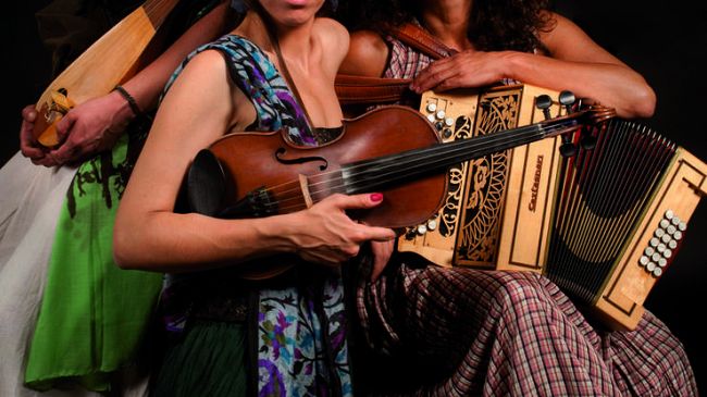 Altraterra: festival di musica popolare e cucina a km. 0 nelle Crete Senesi