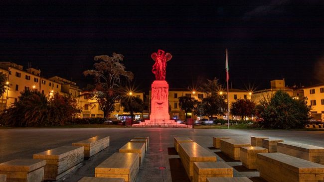 Contro al cancro al seno: un ottobre rosa