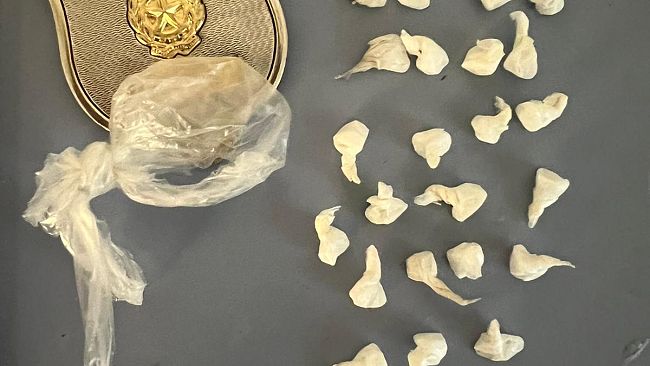 Pusher sorpreso dalla Polizia in via Il Prato con 24 dosi di crack