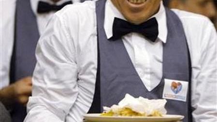 Nella cucina del carcere chef professionisti fianco a fianco con i carcerati