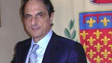 Prato tra virtù e contraddizioni, la strategia: far circolare soldi pratesi