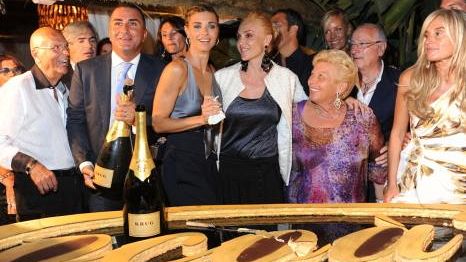 Eventi: sfilata di vip per la prima del ''Cocoà''