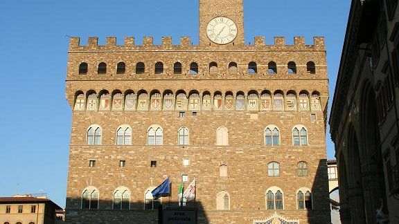 Timbro dei cartellini: dispetto ai lavoratori di Palazzo Vecchio