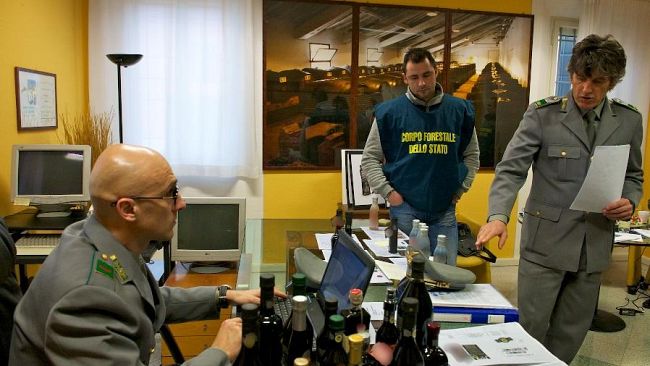 'Oro nero', Maxi operazione della Forestale a tutela dell'aceto balsamico