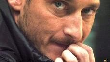 Arriva in libreria ''Francesco, Totti dai pollici al cuore''