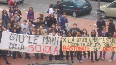 Scuola e Università: in Toscana nuovi cortei a Firenze e Pisa