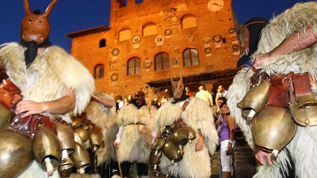 Mercantia: la più grande manifestazione italiana del teatro di strada dal 15 al 19 luglio