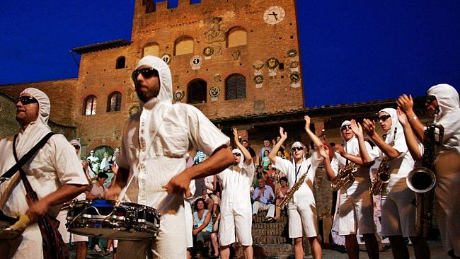 Nelle piazze o nei giardini segreti, a ognuno la sua Mercantia