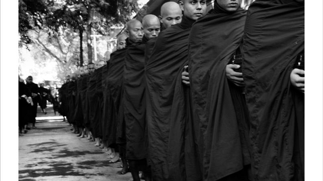 Uno sguardo sulla Birmania negli scatti di Patrizia Mori