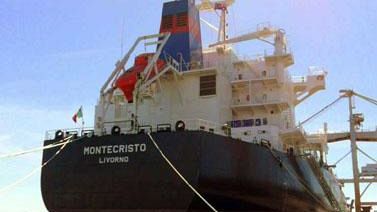 Blitz sulla Montecristo, liberata la nave livornese in mano ai pirati somali