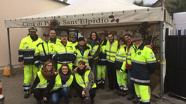 Terremoto di Umbria e Marche: tanti volontari toscani in servizio nelle zone colpite