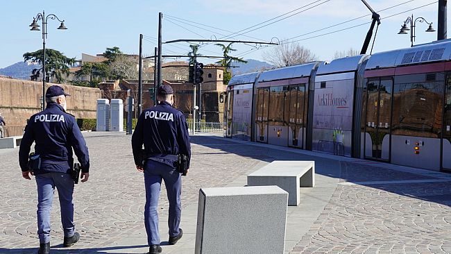 Rissa con coltello vicino alla ruota panoramica: fermato albanese