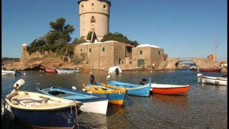 Isola del Giglio, è finita, Gabrielli saluta la popolazione
