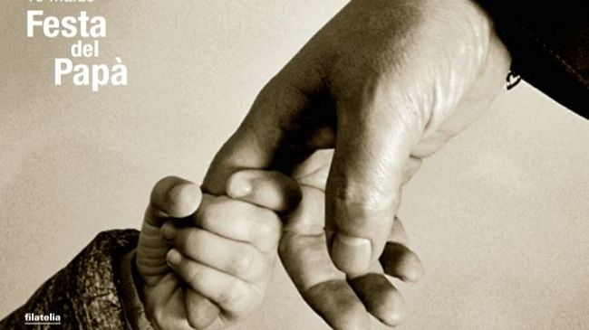 Cartolina filatelica dedicata alla Festa del Papà 