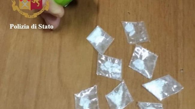 Blitz antidroga della Polizia di Stato tra San Lorenzo e i Giardini della Fortezza