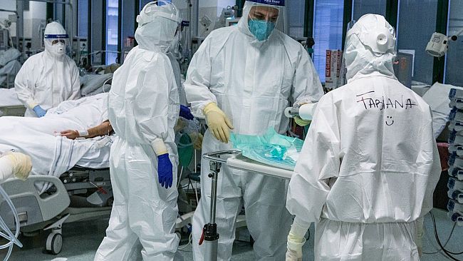 Covid Toscana, 1.117 casi su 18.344 test e tamponi: Giani 'vede giallo'