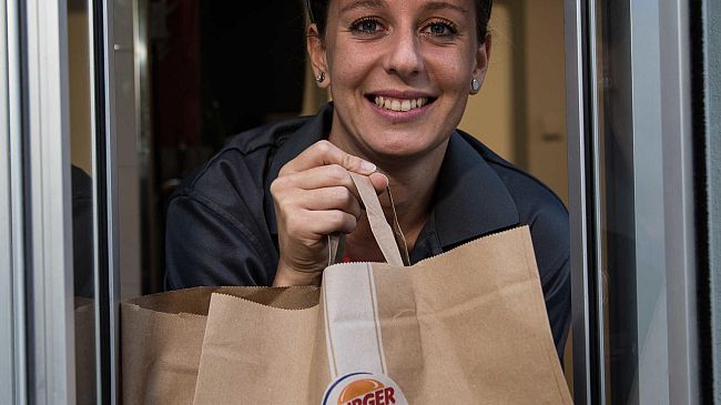 Lavoro: il low cost assume