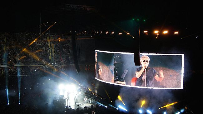 Concerto di Ligabue, sequestrati 300 capi contraffatti