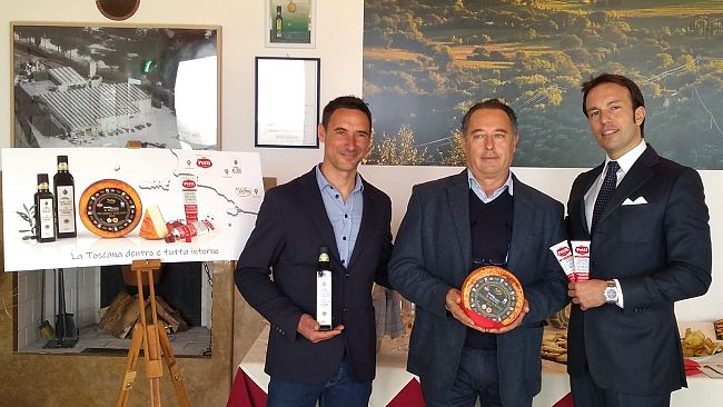 “Petti Rosso di Manciano”: Pecorino Toscano DOP con tris di gusto