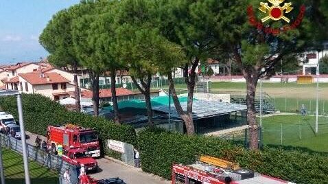 A fuoco i pannelli fotovoltaici, scuola evacuata