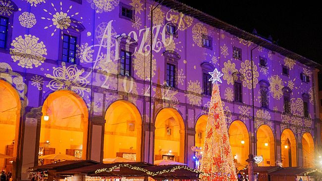 La Fiera Antiquaria per salutare il 2023 ad Arezzo