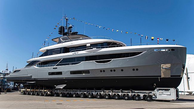 Benetti: Oasis 40M, yacht dall’anima glamour