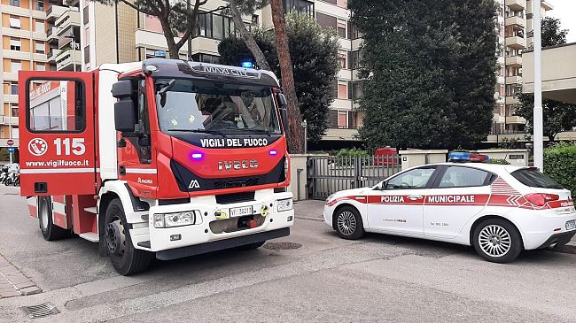 Incendio alle ex Officine Galileo