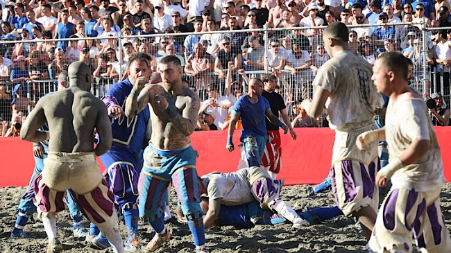 i-bianchi-non-placcano-corsa-degli-azzurri