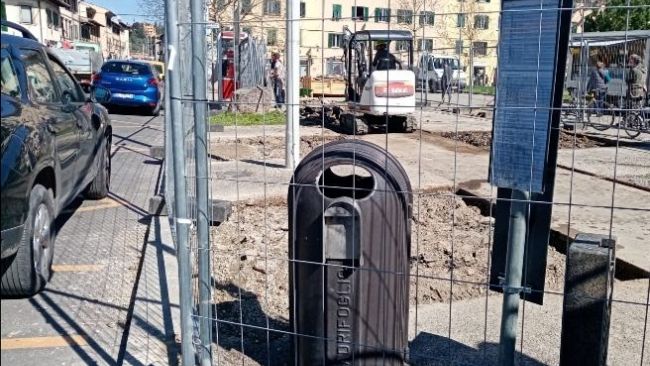 Galluzzo, si allungano i lavori in piazza Acciaioli 