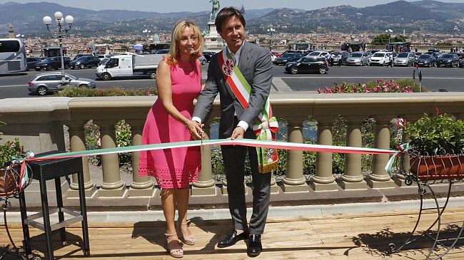 Piazzale Michelangelo, un milione di Euro da Starhotels per restauro