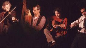 Prende il via mercoledì 16 marzo, al Saschall di Lungarno Aldo Moro, a Firenze, la decima edizione di  “Irlanda in Festa”, la kermesse dedicata ai suoni, ai sapori e alla cultura irlandese