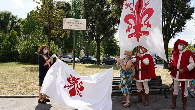 Firenze: giardino dedicato a Bianca Bianchi in piazza della Costituzione